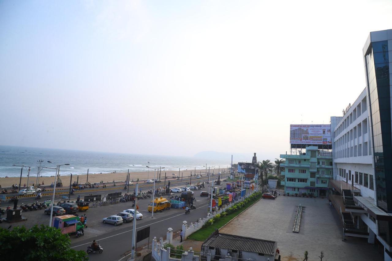 Bay View Hotel Vizag Visakhapatnam Exterior foto